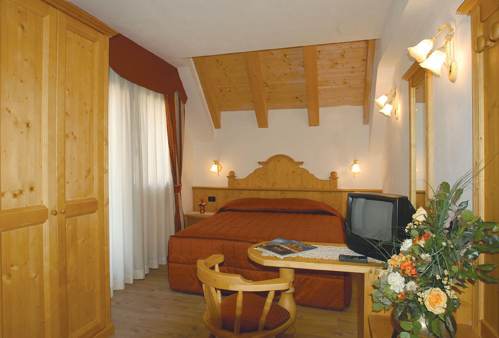 Rifugio Passo Staulanza Zoldo Alto Room photo